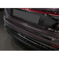 Nakładka na tylny zderzak do Audi Q4 e-tron od 2021+ czarna stal