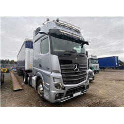 Listwy atrapy przedniej do Mercedes Actros 2018-