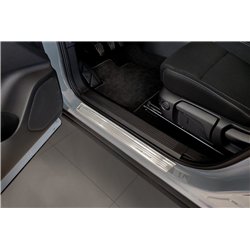 Listwy progowe do Nissan Qashqai 2021- | Srebrny Stal nierdzewna