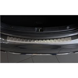 Listwa tylnego zderzaka do Mercedes E-Klasa Sedan 4D 2016-2023
