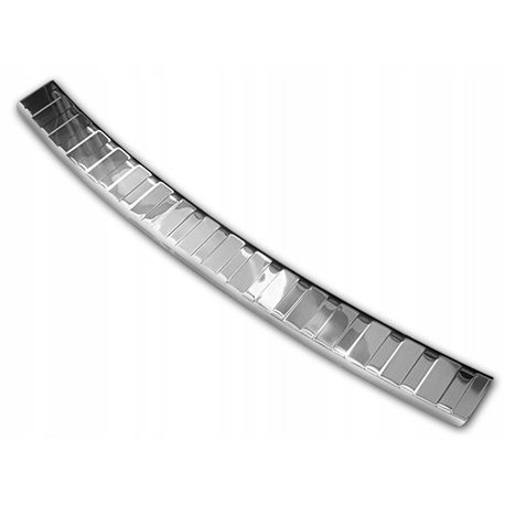 Listwa tylnego zderzaka BMW 5 Seria Touring Kombi PRE-FL 2017-2020