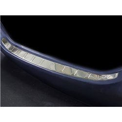Listwa tylnego zderzaka do Toyota Corolla Sedan 4D 2014-2018