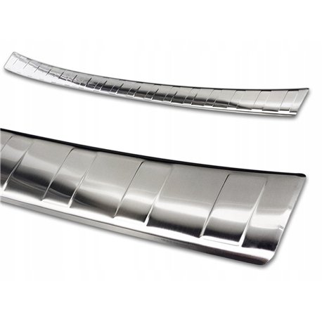 Rear bumper trim for Ford Focus Turnier Station Wagon 2018-