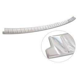 Listwa tylnego zderzaka do Dacia Jogger 2022- | Stal nierdzewna