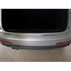 Nakładka z zagięciem na zderzak (stal szczotkowana) Audi Q3