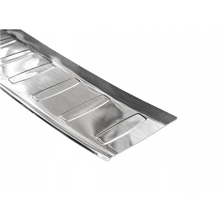 Listwa tylnego zderzaka do Volvo XC70 Kombi FL 2013-2016