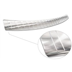 Listwa tylnego zderzaka do Toyota RAV4 2006-2013