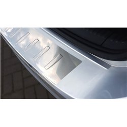 Listwa tylnego zderzaka do Skoda Rapid Liftback 2012-2019