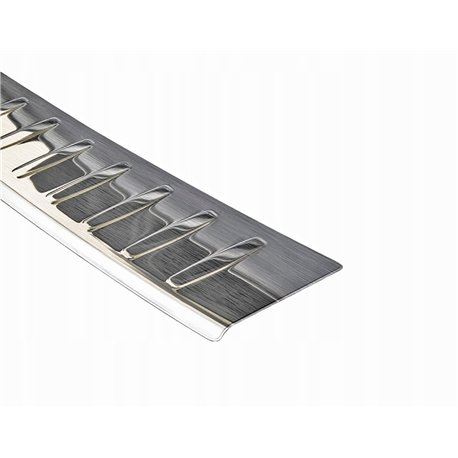 Rear bumper trim for Suzuki Vitara 2015- | Silver Stainless steel