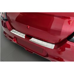 Listwa tylnego zderzaka do Suzuki Swift Hatchback 5D 2024-