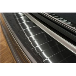 Listwa tylnego zderzaka do Volvo XC60 FL 2013-2017