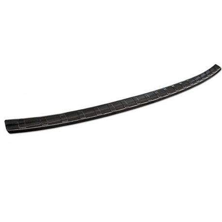 Listwa tylnego zderzaka Mitsubishi Eclipse Cross Plug-in Hybrid FL 2021-