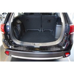Listwa tylnego zderzaka do Mitsubishi Outlander FL 2015-2022