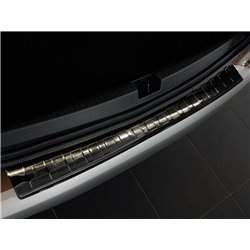 Listwa tylnego zderzaka do Dacia Duster 2018-2024 Stal nierdzewna
