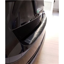 Listwa tylnego zderzaka do Skoda Octavia Kombi PRE-FL 2020-2024