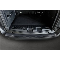 Listwa tylnego zderzaka do Ford Tourneo Courier 2023-