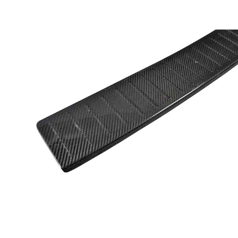 Rear bumper trim for MG MG4 Hatchback 2022- | Black Carbon fiber
