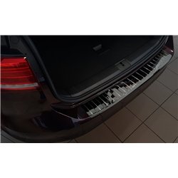 Listwa tylnego zderzaka Volkswagen VW Passat Variant Kombi 2014-2023