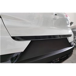 Listwa na krawędź tylnej klapy do Renault Captur 2020-