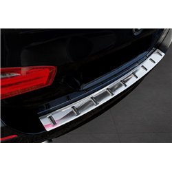 Listwa tylnego zderzaka do BMW 5 Seria Touring Kombi 2010-2017