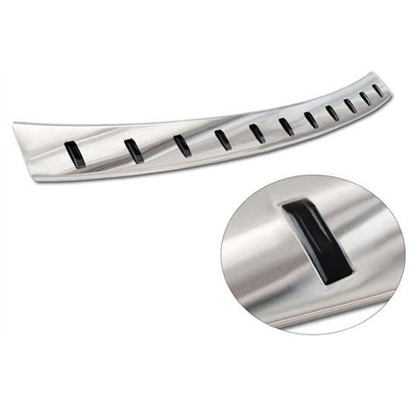 Listwa tylnego zderzaka do Subaru Forester 2018-2025