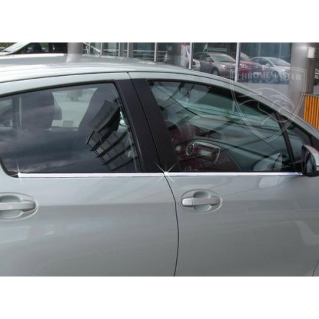 Listwy pod szyby boczne Toyota Yaris 3
