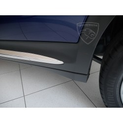 Listwy drzwi bocznych Fiat 500X