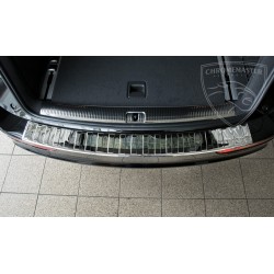 Nakładka z zagięciem na zderzak REAL CHROME Audi Q5