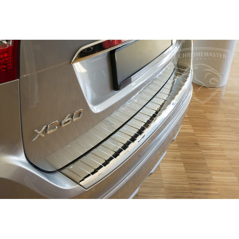 Nakładka z zagięciem na zderzak REAL CHROME Volvo XC60 FL