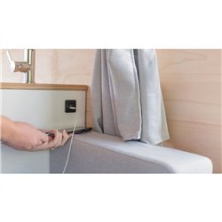 Gniazdo zasilania do montażu wewnętrznego USB-A / USB-C