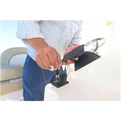 Gniazdo zasilania USB-A / USB-C z klapką ochronną z ramką montażową frontową