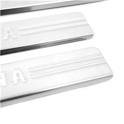 Listwy progowe do Renault Laguna Liftback III 2007-2015 stal