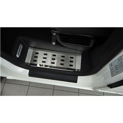 Nakładki na stopnie wewnętrzne przednie Volkswagen VW California T5 2003