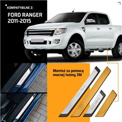 Listwy progowe uniwersalne Ford Focus Sedan III C346 DYB 2011-2017 EXCLU