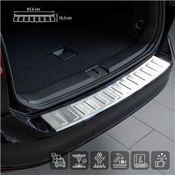 Rear bumper trim Volkswagen VW Passat Variant Station Wagon VIII Kombi 2014