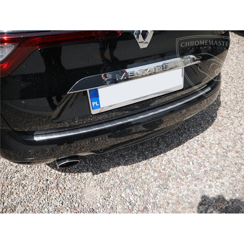Listwa tylnego zderzaka z zagięciem Renault Megane IV