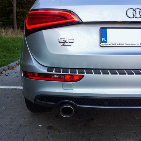 Nakładka z zagięciem na zderzak (stal + folia karbonowa) Audi Q5