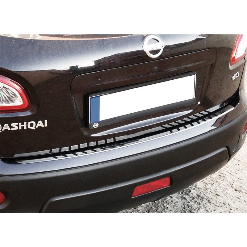 Blenda listwa tylnej klapy Nissan Qashqai J10 20072013